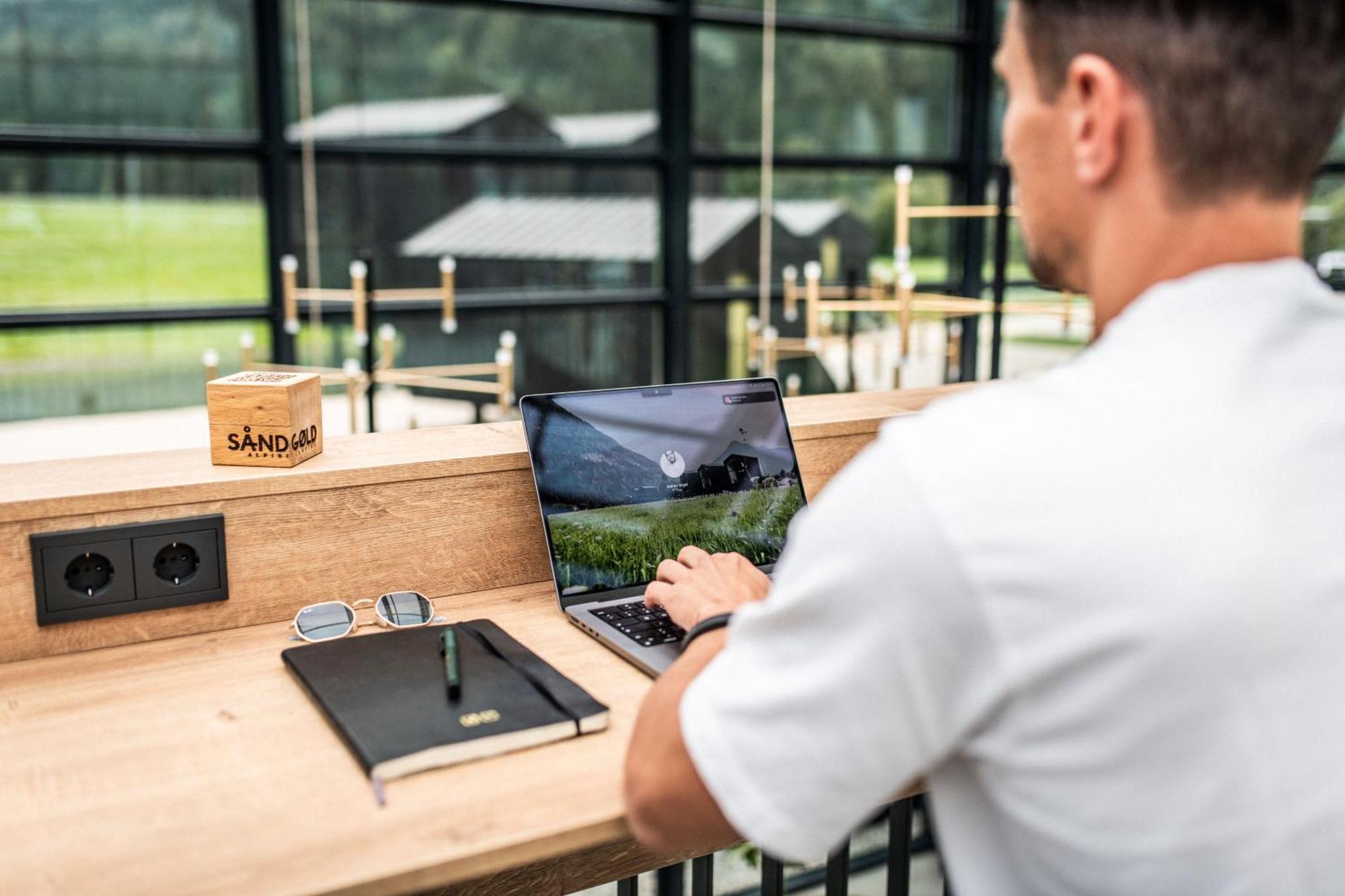 Sandgold Alpine Glamping Campo Tures Ngoại thất bức ảnh