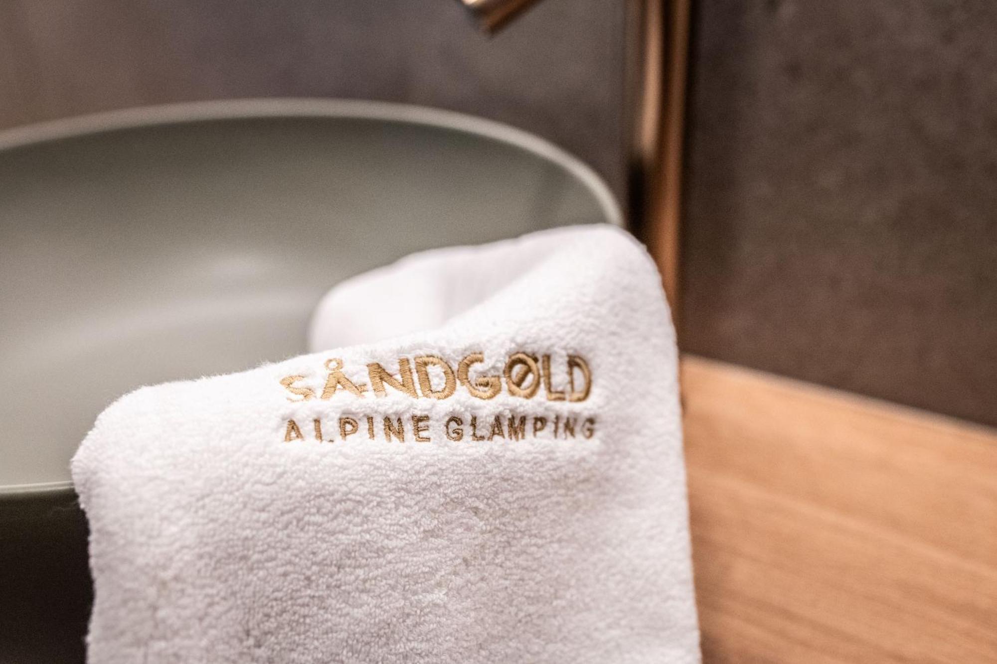 Sandgold Alpine Glamping Campo Tures Ngoại thất bức ảnh